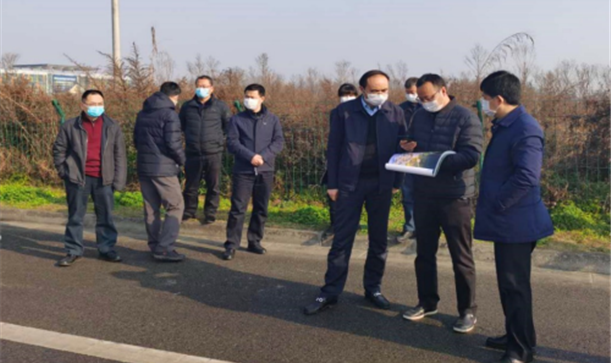 区委副书记、代区长王忠诚调研新繁国际智能家居产业新城项目、成彭路改扩建工程 开复工工作